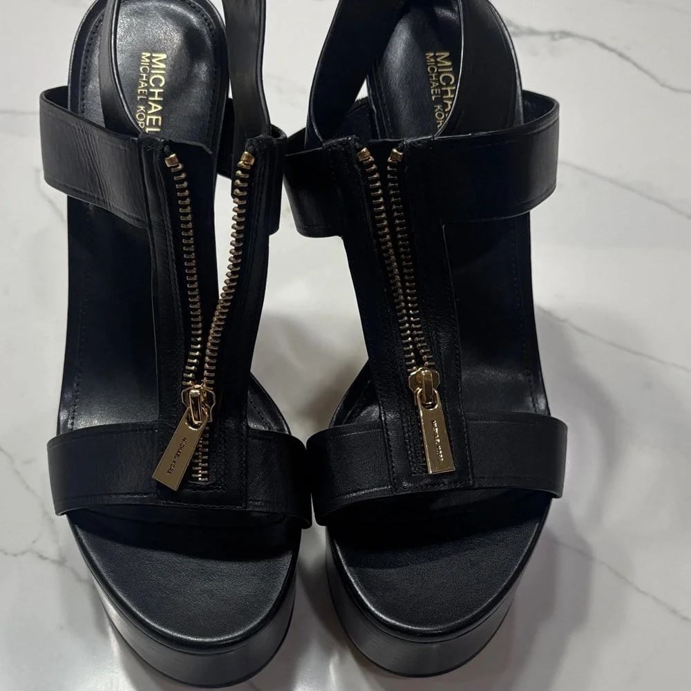 MICHAEL Michael Kors Black Platform Sandal with Gold Zip